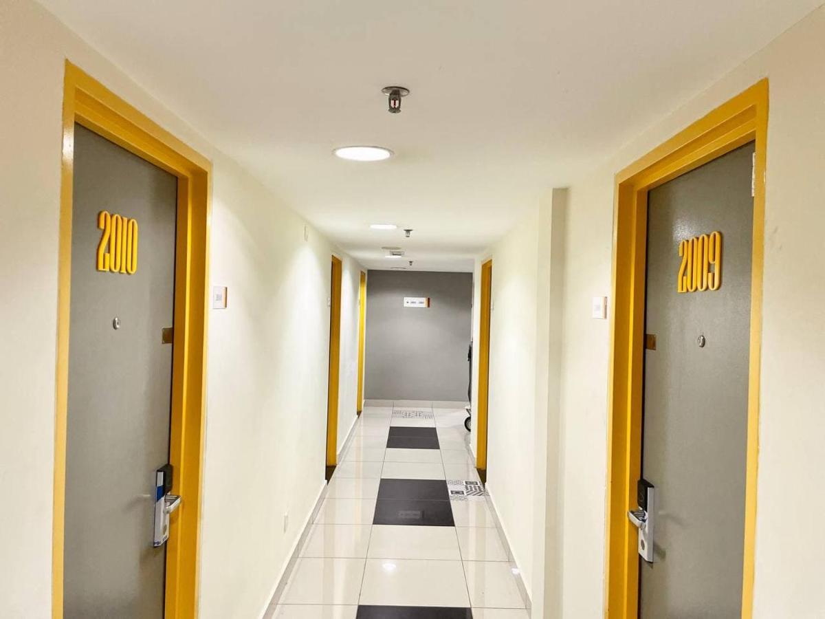 Hotel Living At Dsulaiman Near To Kampung Baru, Chow Kit, クアラルンプール エクステリア 写真